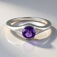 Anello in argento con Ametista Siberiana