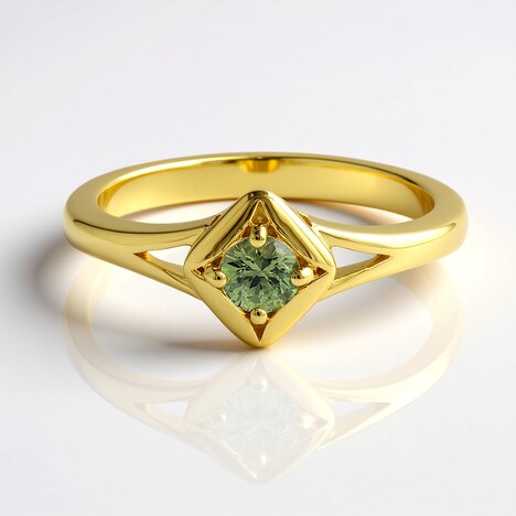 Anello in oro con Demantoide del Madagascar (John Ferry)