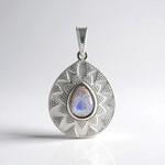 Ciondolo in argento con Labradorite