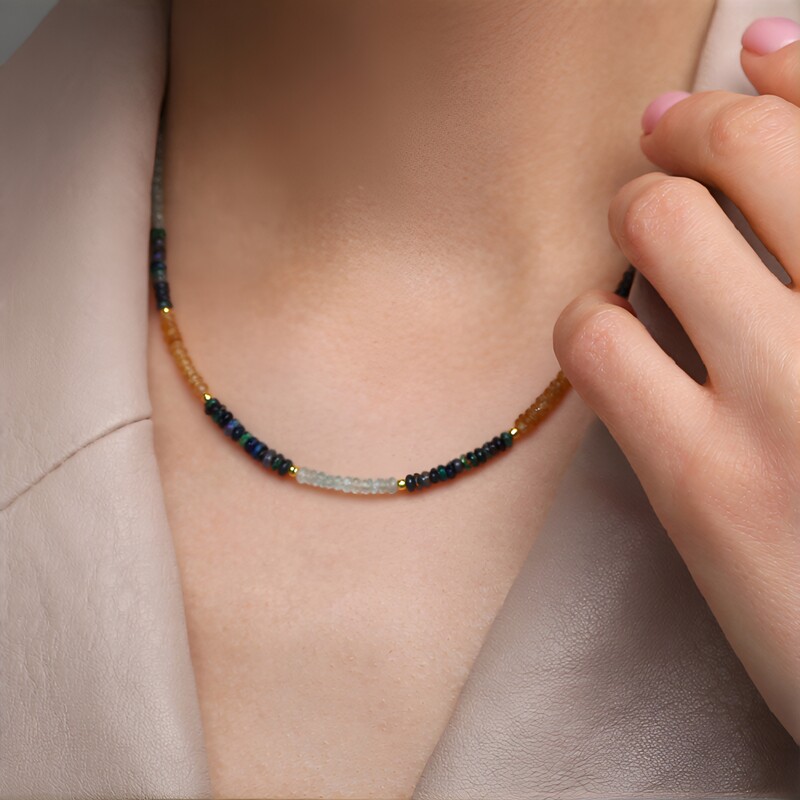 Collar en plata con Zircón de Ratanak Kirí