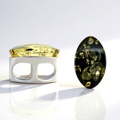 Ciondolo in argento con Ambra Baltica (MONOSONO COLLECTION)