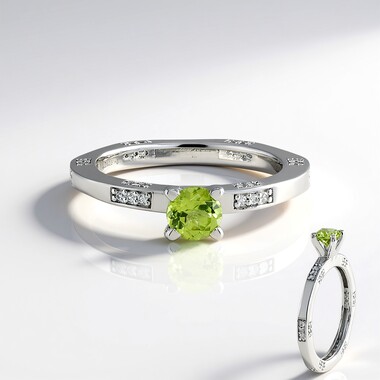 Anillo en plata con Peridoto