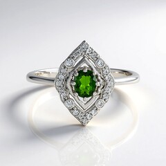 Anello in argento con Diopside Russo