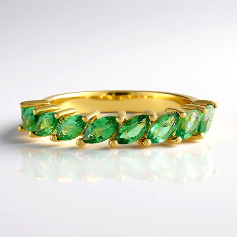 Anello in argento con Apatite Verde
