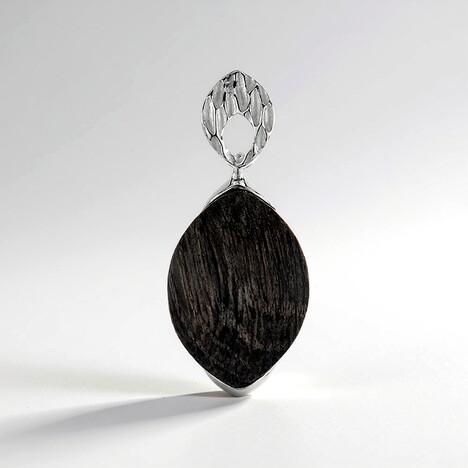 Ciondolo in argento con Quercia Nera (dagen)