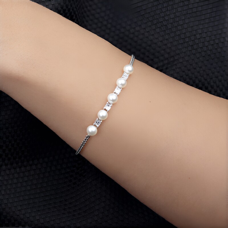 Bracelet en argent et Perle blanche de culture d'eau douce