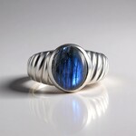 Anello in argento con Labradorite