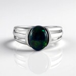 Anello in argento con Opale Mezezo