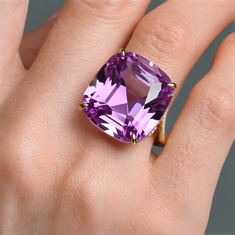 14K Patroke Kunzite Gold Ring (CIRARI)