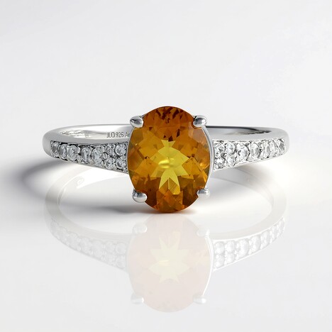Anello in argento con Scapolite