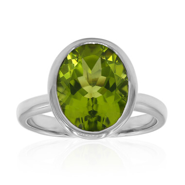 Anillo en plata con Peridoto