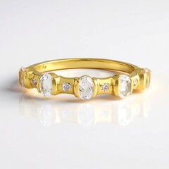 Anello in argento con Petalite