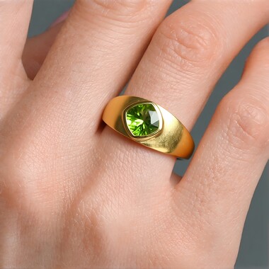 Wagogo-Peridot-Goldring