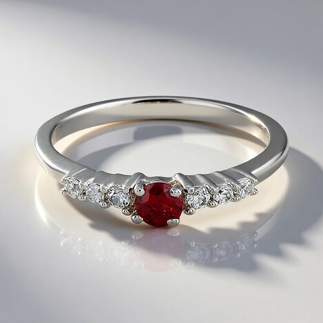 Anello in argento con Spinello Rosso