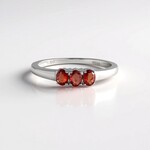 Anello in argento con Rubino Tanzania