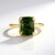 Bague en or et Péridot à inclusions de ludwigite (de Melo)