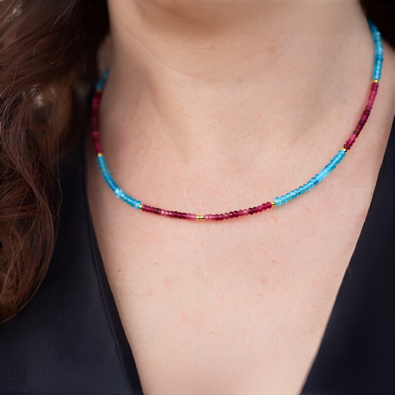 Collar en plata con Apatita azul