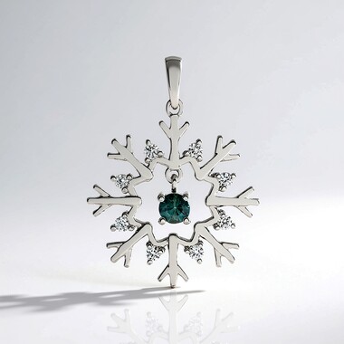 Ratanakiri Zircon Silver Pendant