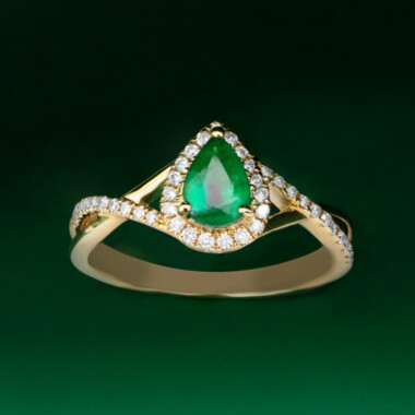 Anello in oro con Smeraldo Zambia AAA