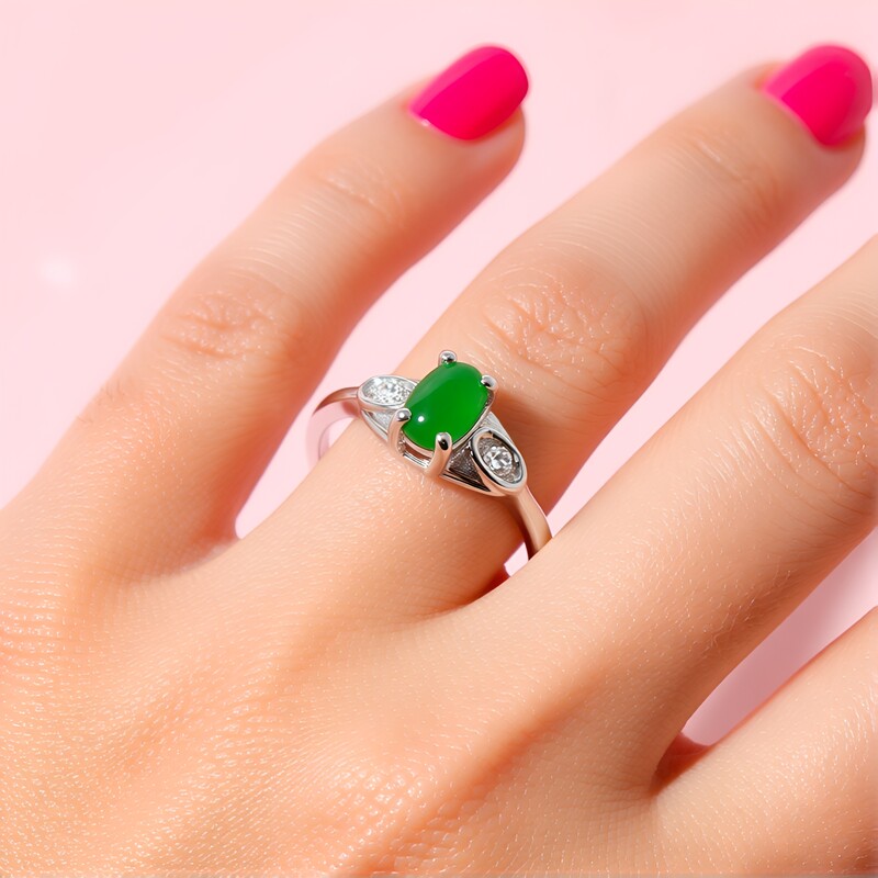 Zilveren ring met een keizerlijk chrysopraas