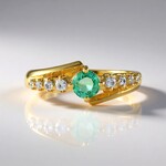 Anello in argento con Smeraldo Russo (Adela Silber)