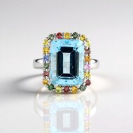 Anello in argento con Topazio Blu Cielo