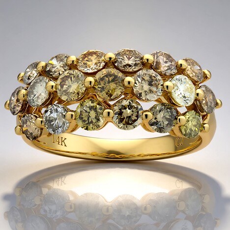 Anello in oro con Diamante Fancy SI2 (CIRARI)