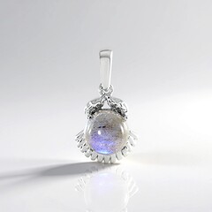 Ciondolo in argento con Labradorite