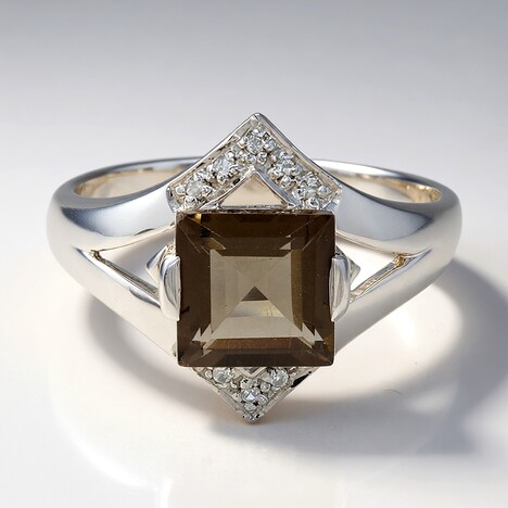 Anello in argento con Quarzo Fumè