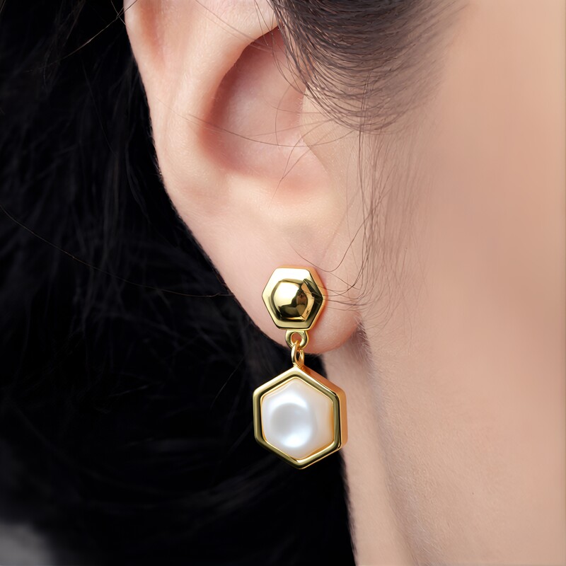 Orecchini in argento con Madreperla