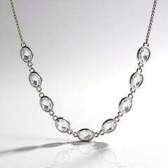 Collana in argento con Topazio Bianco