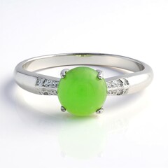 Anello in argento con Crisoprasio Imperiale