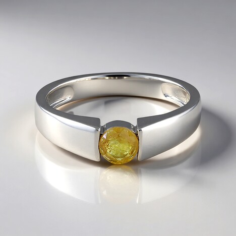 Anello in argento con Zaffiro Giallo del Madagascar