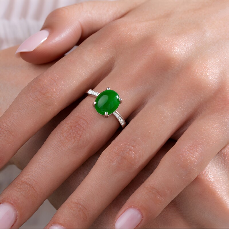 Zilveren ring met een keizerlijk chrysopraas