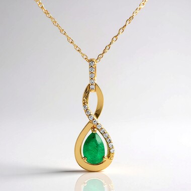 Collar en oro con Esmeralda de Zambia AAA