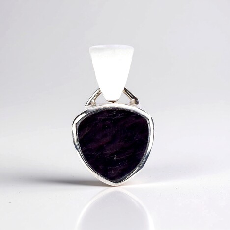 Ciondolo in argento con Iperstene