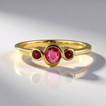 Bague en or et Spinelle rose