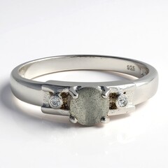 Anello in argento con Spectrolite