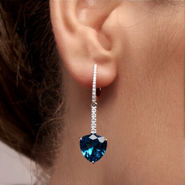 Kolczyki ze srebra rodowanego - Topaz niebieski London Blue (de Melo Essence)