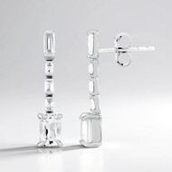 Pendientes en plata con Petalita