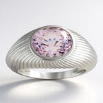 Anello in argento con Kunzite