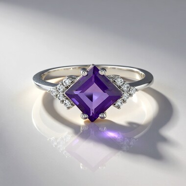 Anillo en plata con Amatista de Marruecos