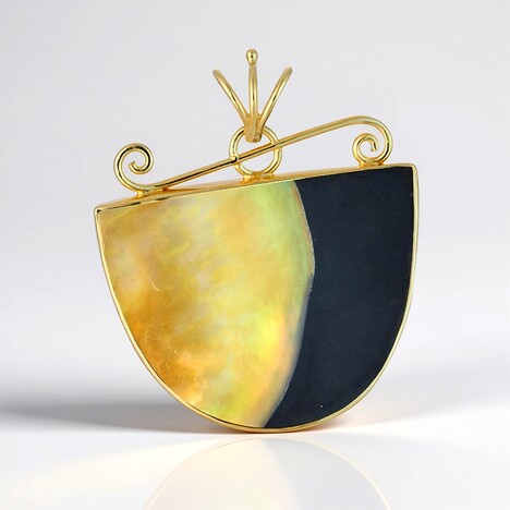 Pendentif en argent et Nacre (Bali Barong)