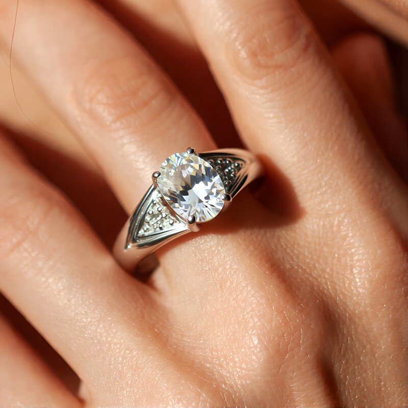 Anillo en plata con Ortoclasa