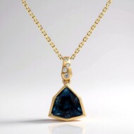 Collier en or et Topaze bleu de Londres (CIRARI)