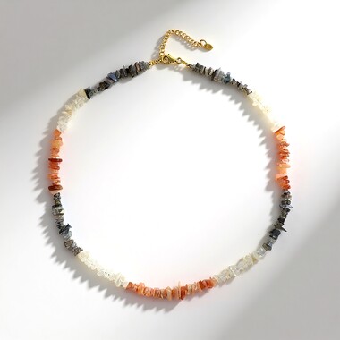 Collar en plata con Piedra de Luna