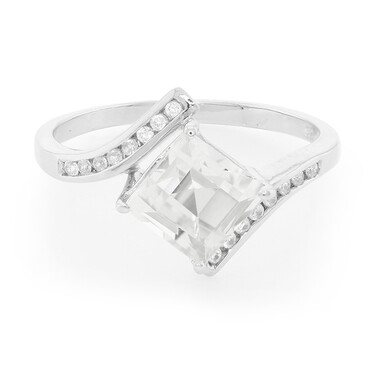 Anello in argento con Topazio Ghiaccio