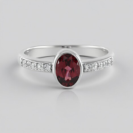 Anello in argento con Granato Malawi