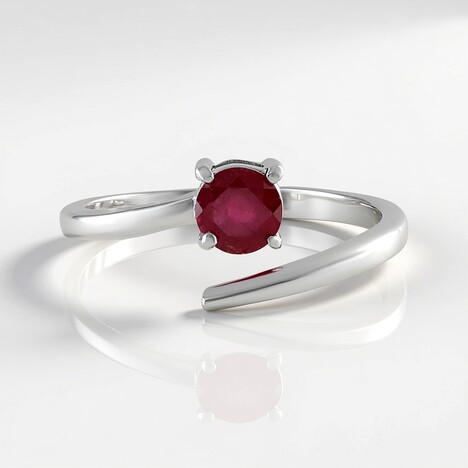Anello in argento con Rubino del Madagascar