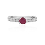 Zilveren ring met een Bemainty robijn